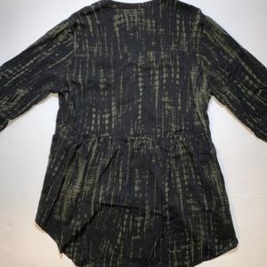 Plus size ladies top